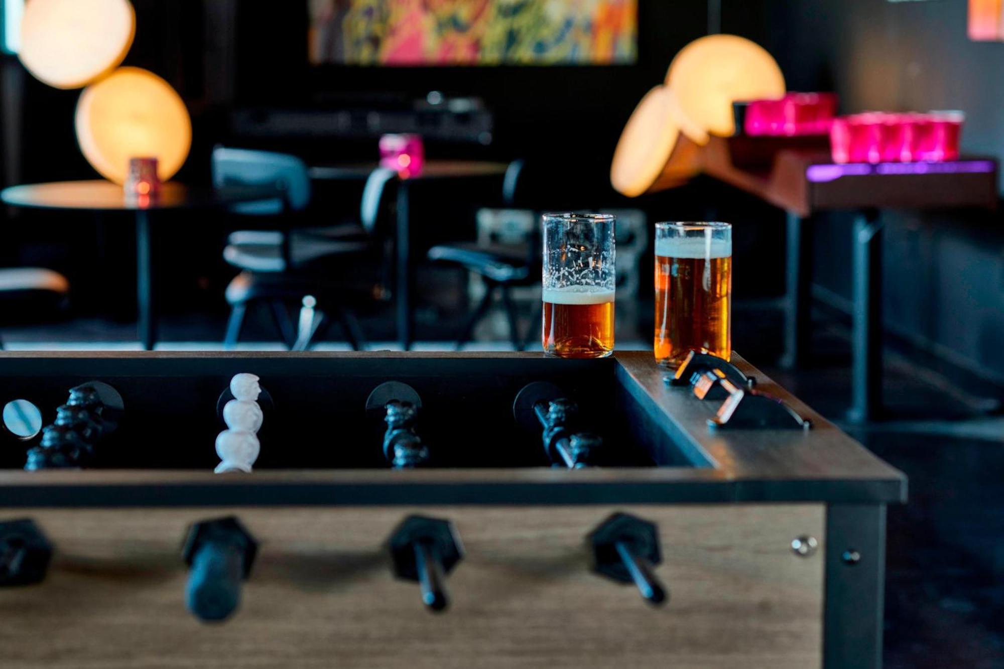 Moxy Minneapolis Uptown Екстер'єр фото
