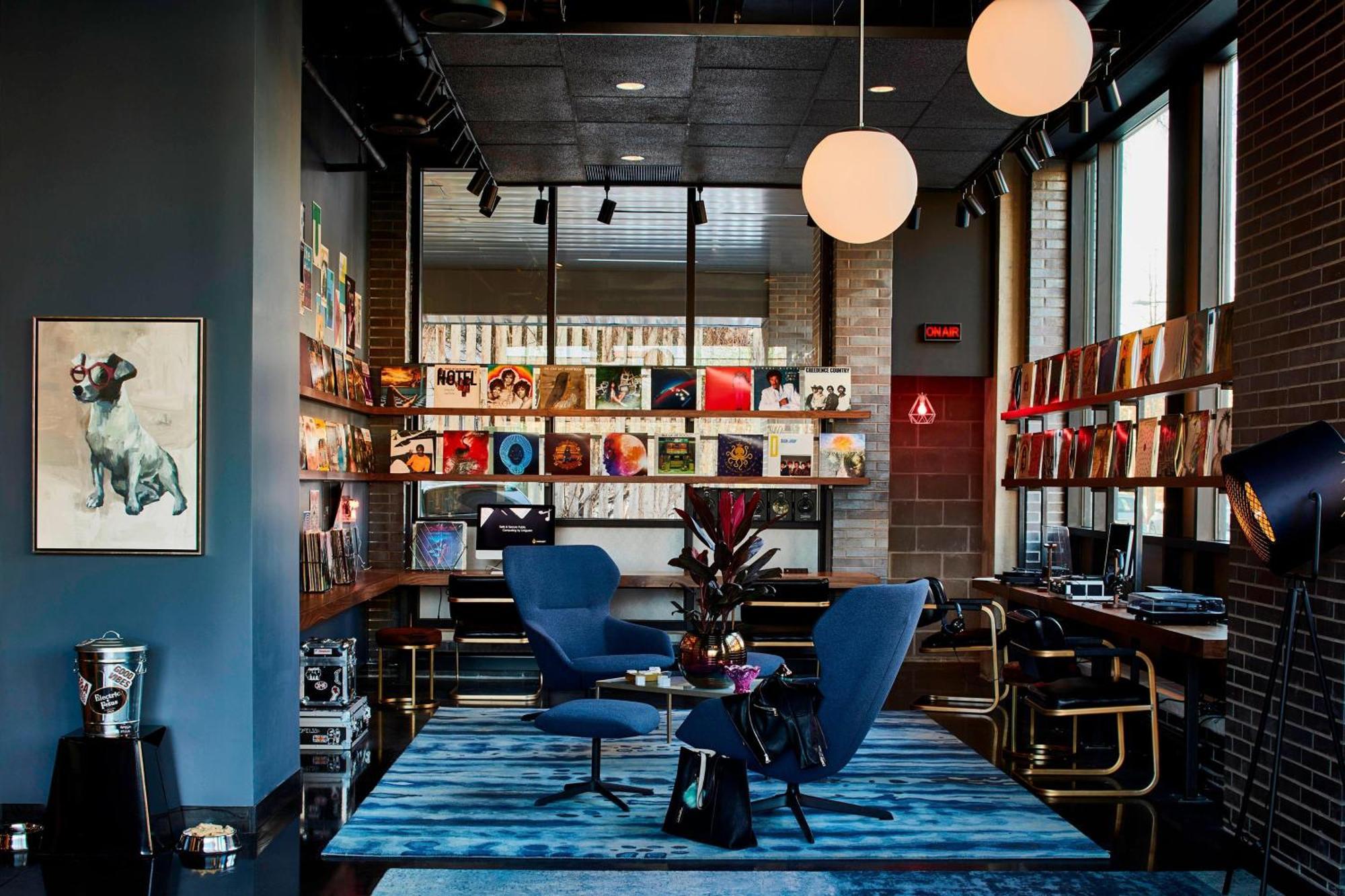 Moxy Minneapolis Uptown Екстер'єр фото