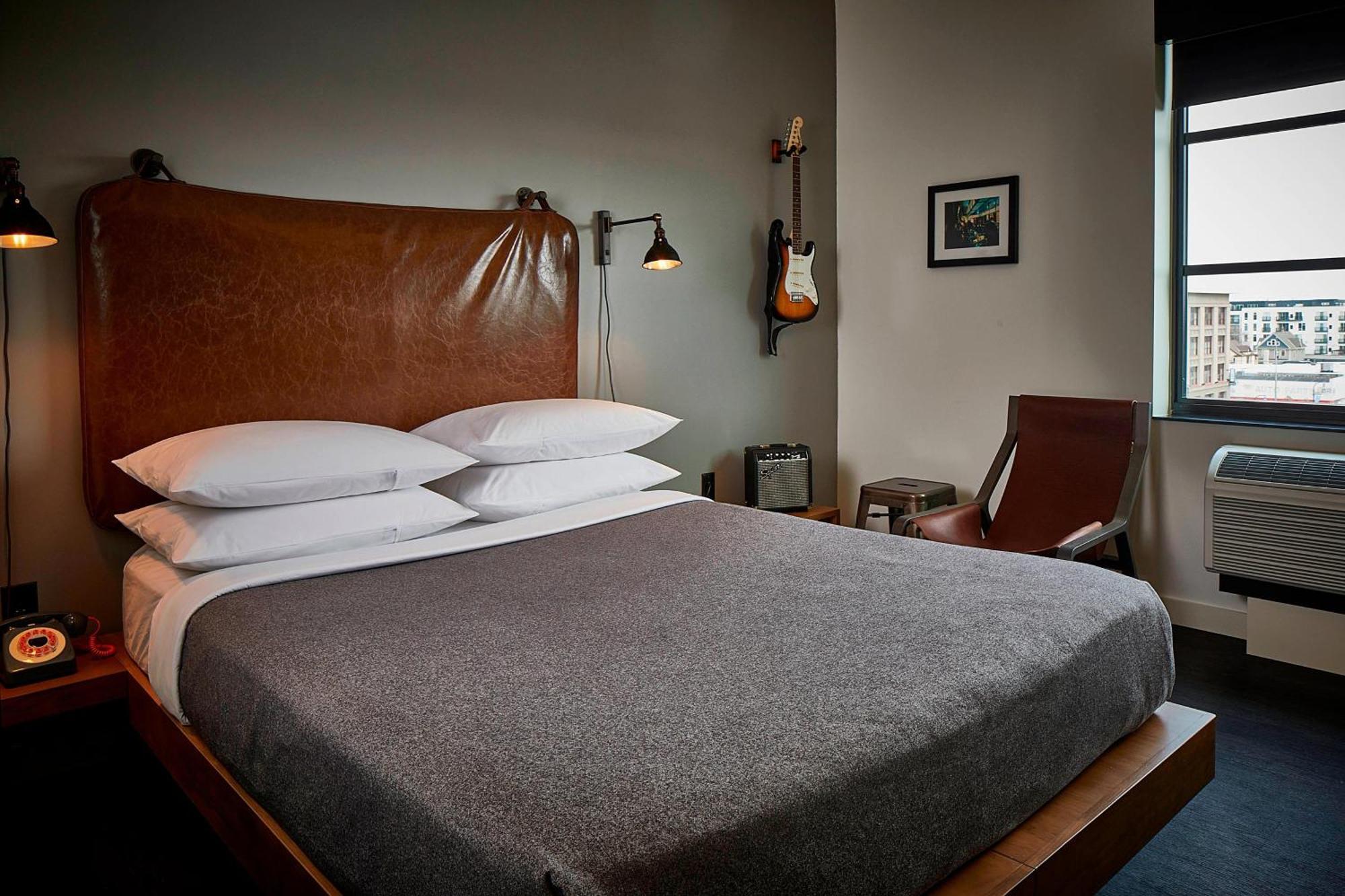 Moxy Minneapolis Uptown Екстер'єр фото