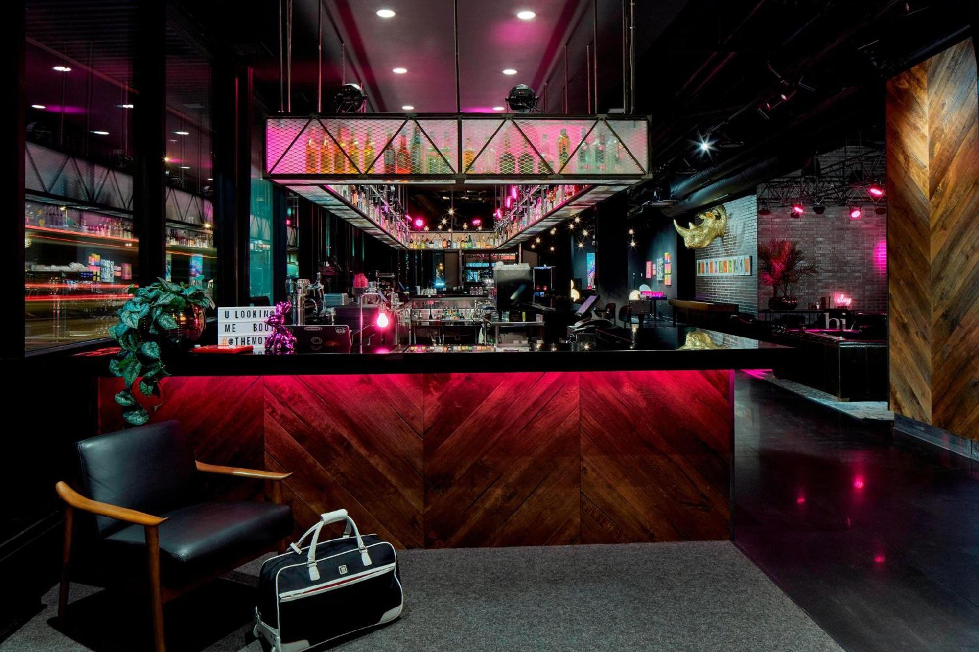 Moxy Minneapolis Uptown Екстер'єр фото